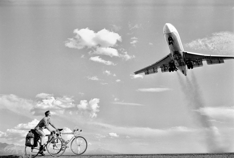 cyclists escape Czechoslovakia